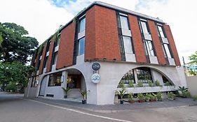 Hotel Idyllic Inn